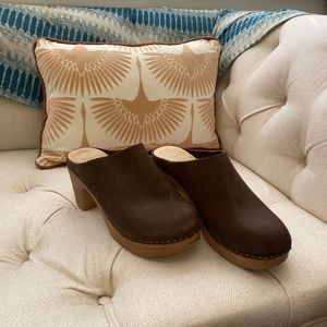 Beautiful chocolate brown clogs by Calou
